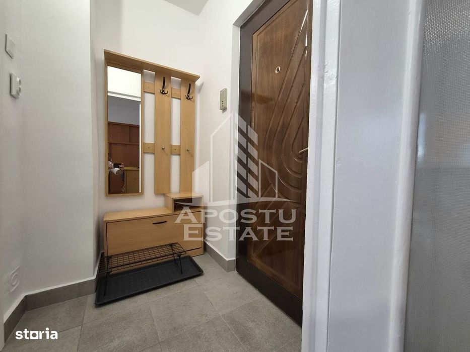 Apartament cu o camera,zona Micalaca