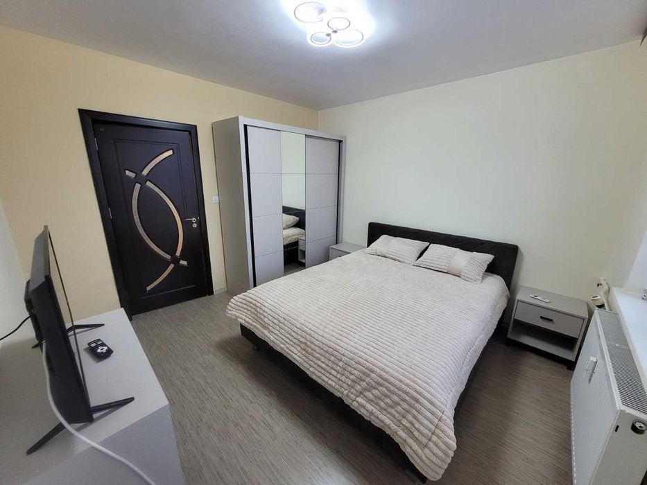 Apartament 2 camere decomandat Calea Bucuresti nr.50 bloc A5 Institut