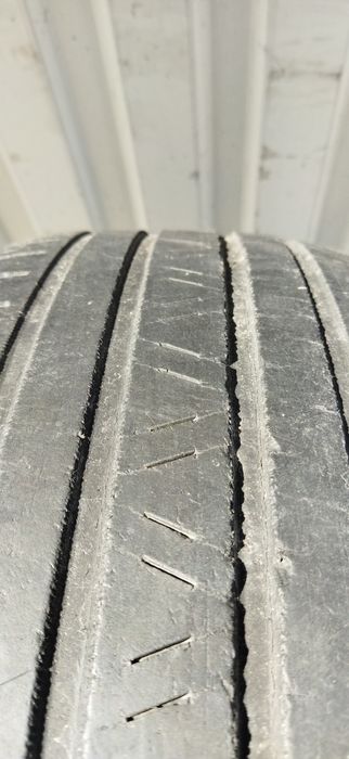 Одна шина r18 Zeetex