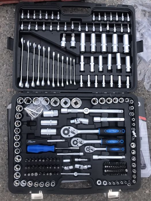 Немско Гидоре Гидория КРАФТ ВЕЛЕ 215 части с голям удароустойчив куфар