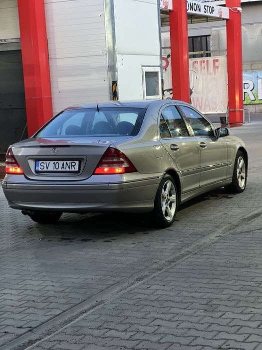 Vand Mercedes Benz