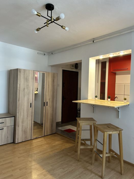 Inchiriez Garosniera, zona Gara de Nord - direct proprietar