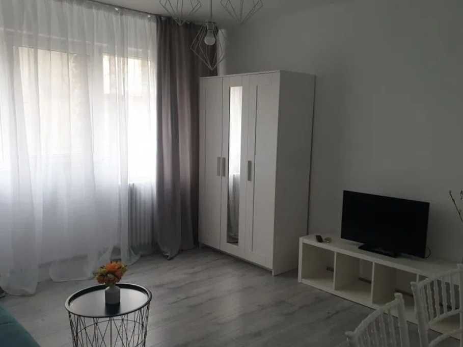 Дава се под наем Двустаен апартамент в Пловдив, Каменица 1 - 60 кв.м за 275.4 € - Снимка #3