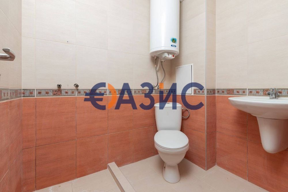 Продава се Тристаен апартамент в Бяла - 92 кв.м за 739 €/кв.м - Снимка #9