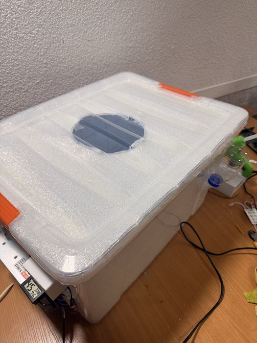 Инкубатор. Продается.  Сотилади.