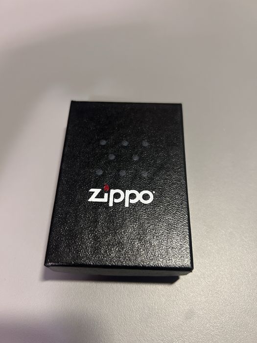 Bricheta Zippo Herringbone Sweep
