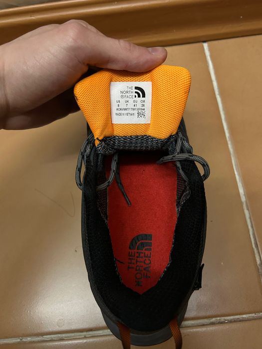 Кроссовки The North Face 111