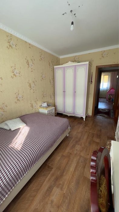 Продам спальный гарнитур