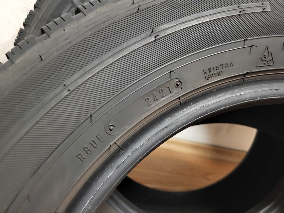 215/65/16C Goodyear DOT5024 / бус всесезонни гуми гуми
