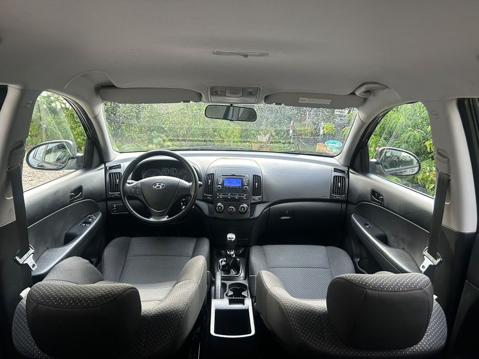 ~Hyundai i30facelift-1.4benzina-109cai-euro5-2011-adusa din germania~