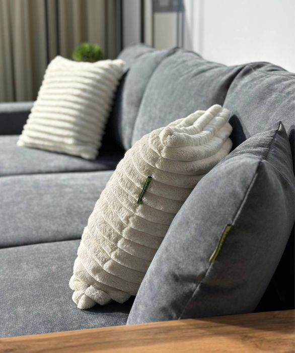 Диван с оттоманкой Оливия