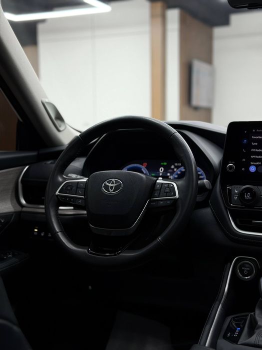 Toyota Grand Highlander Limited (HYBRID)