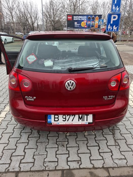 Vând golf 5 stare buna