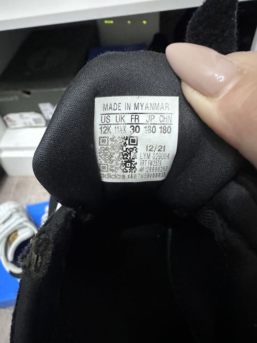 Кроссовки для мальчиков Adidas