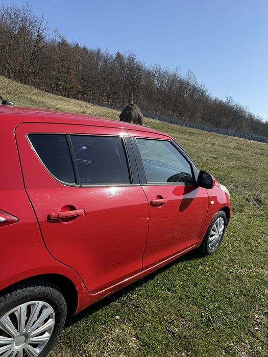 Suzuki swift 2012 - 162.135 km
