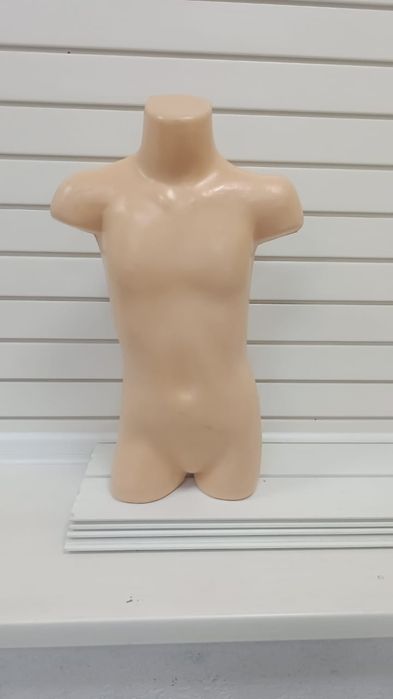 Продам экономпанели, крючки,манекены