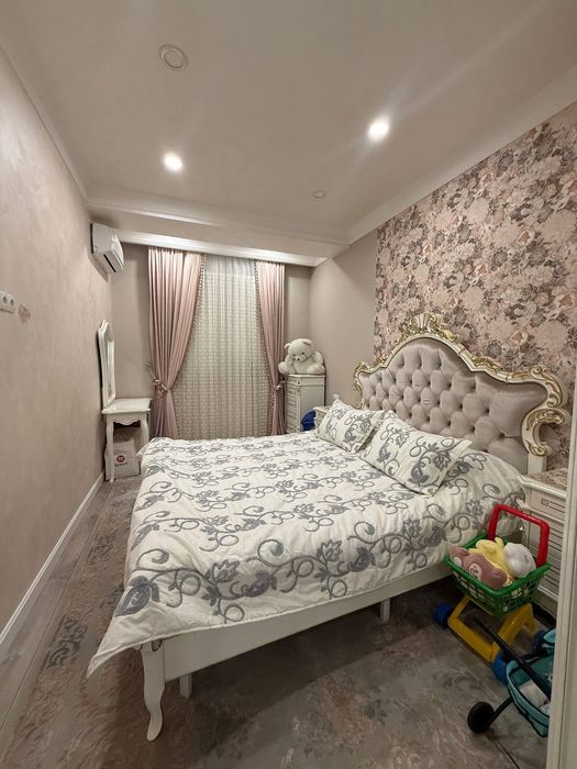 Premium Xonadon Parisien Turar Joy Majmuasi 5/2/9 154 m²