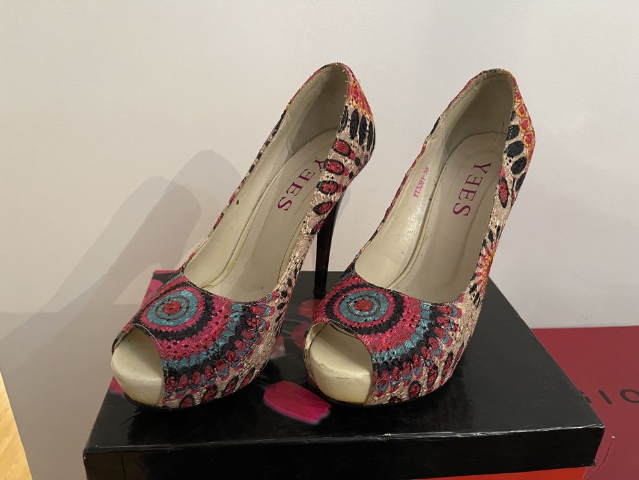 Продам обувь