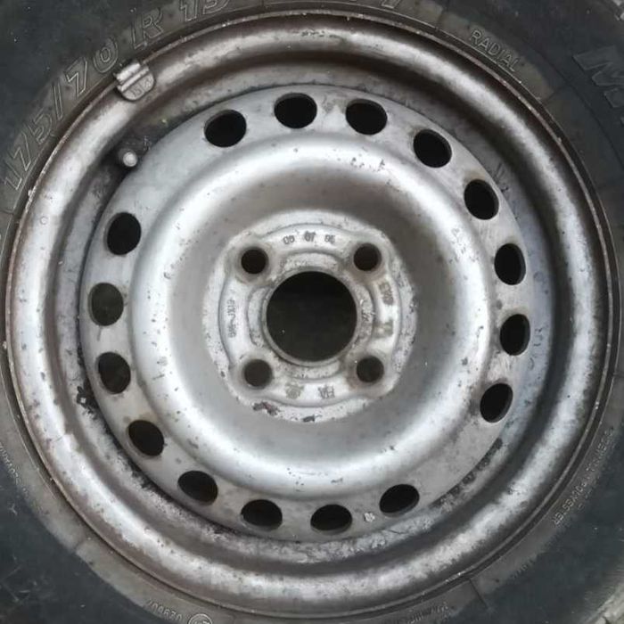 Vand anvelope vara Hankook 205/55/16, piese Renault, Dacia 1310, Cielo