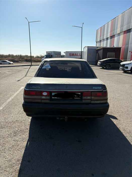 Продам мазду 626 gd