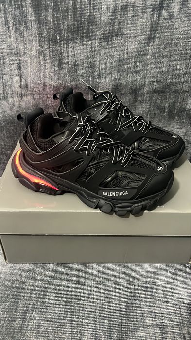 Balenciaga Track Led nr38,36