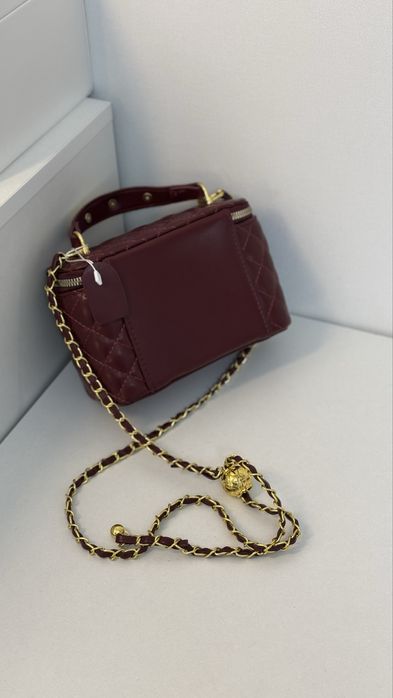 Продам сумка chanel