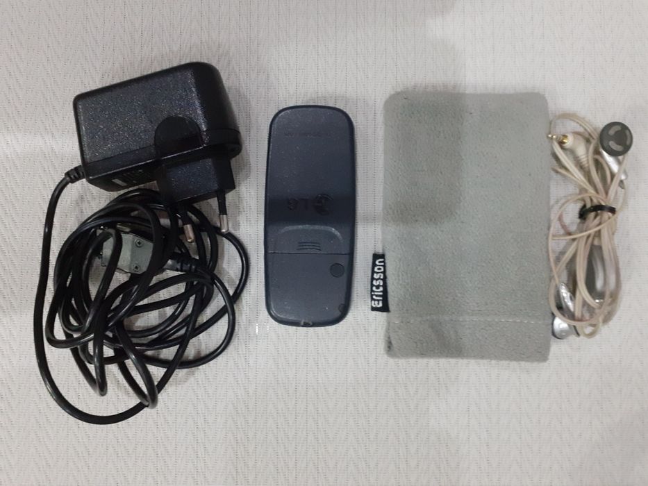 Продаю сотовый телефон  LG