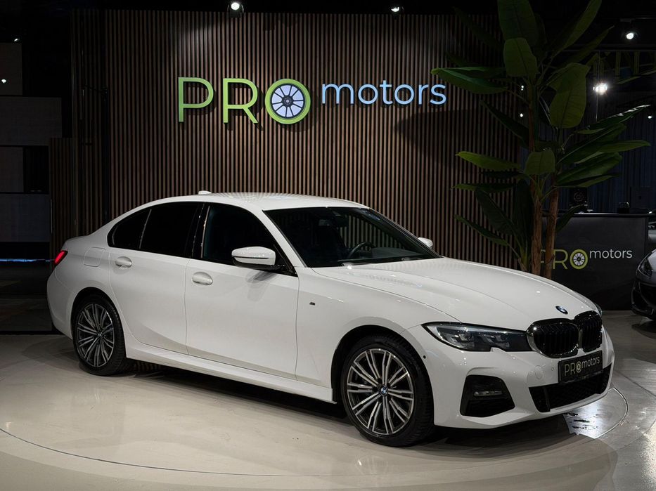 BMW Seria 3 BMW 330e xDrive Msport 2020 / 64.000 Km