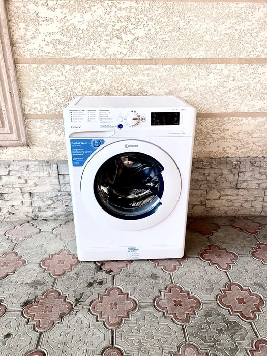 Продам стиральную машинку Индезит 7кг