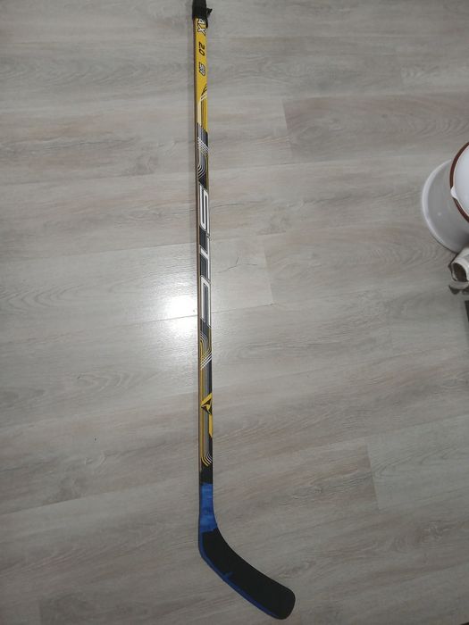 Продам хоккейную клюшку STC 2.0 MAX
