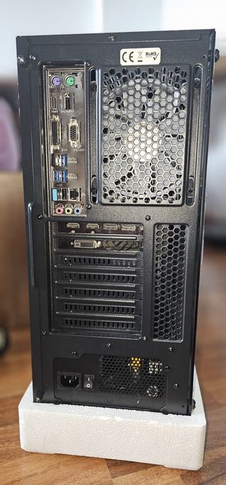 Desktop,Asus, Intel i7,SSD512gb,16gRam,RX570