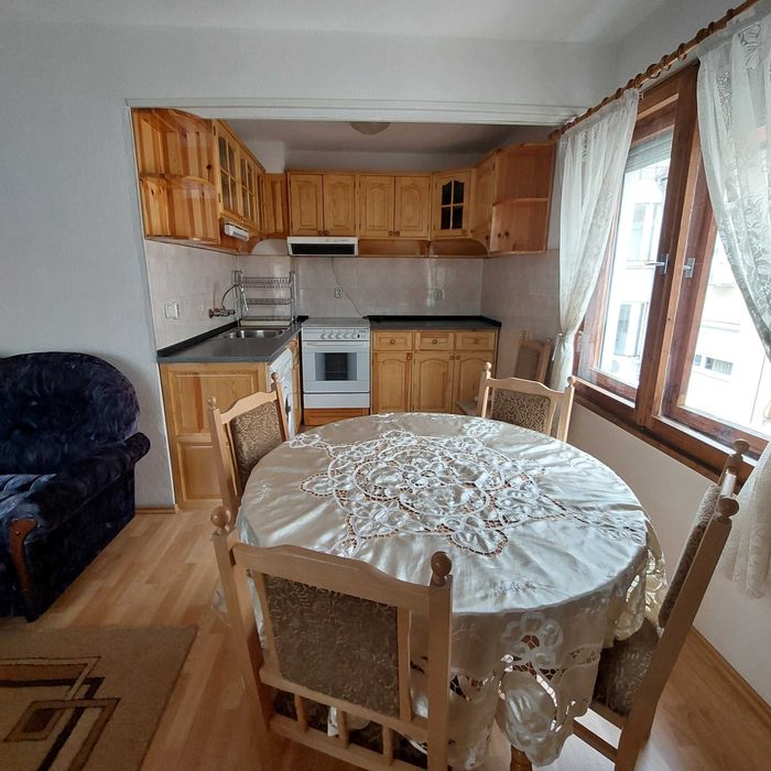 Дава под наем 3-стаен