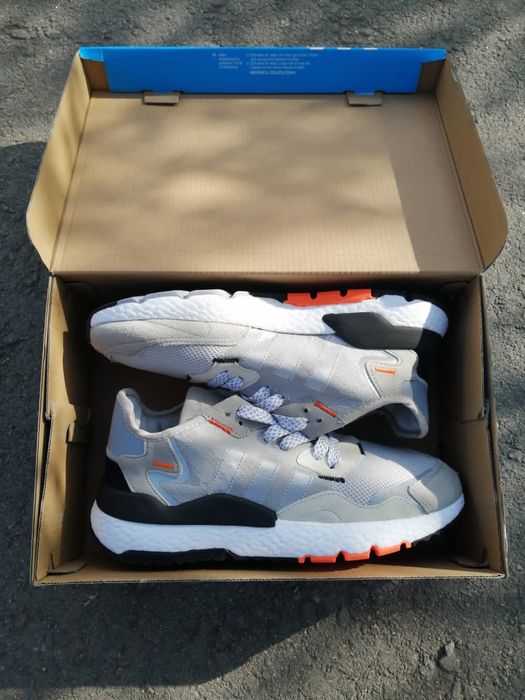 Мужские кроссовки