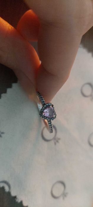 Продаю Pandora кольцо !