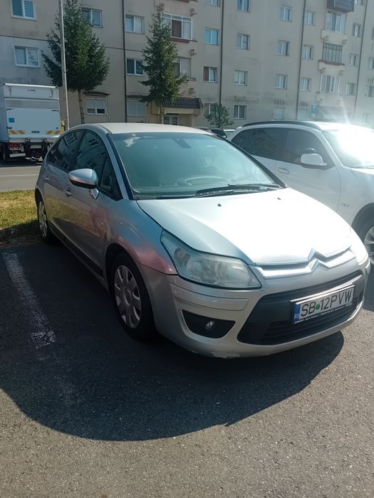 Vând  Citroen  C4
