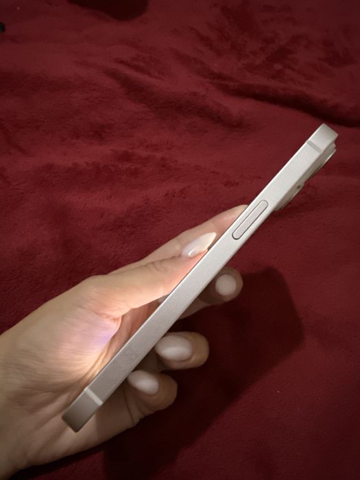 iPhone 14 в отлично състояние