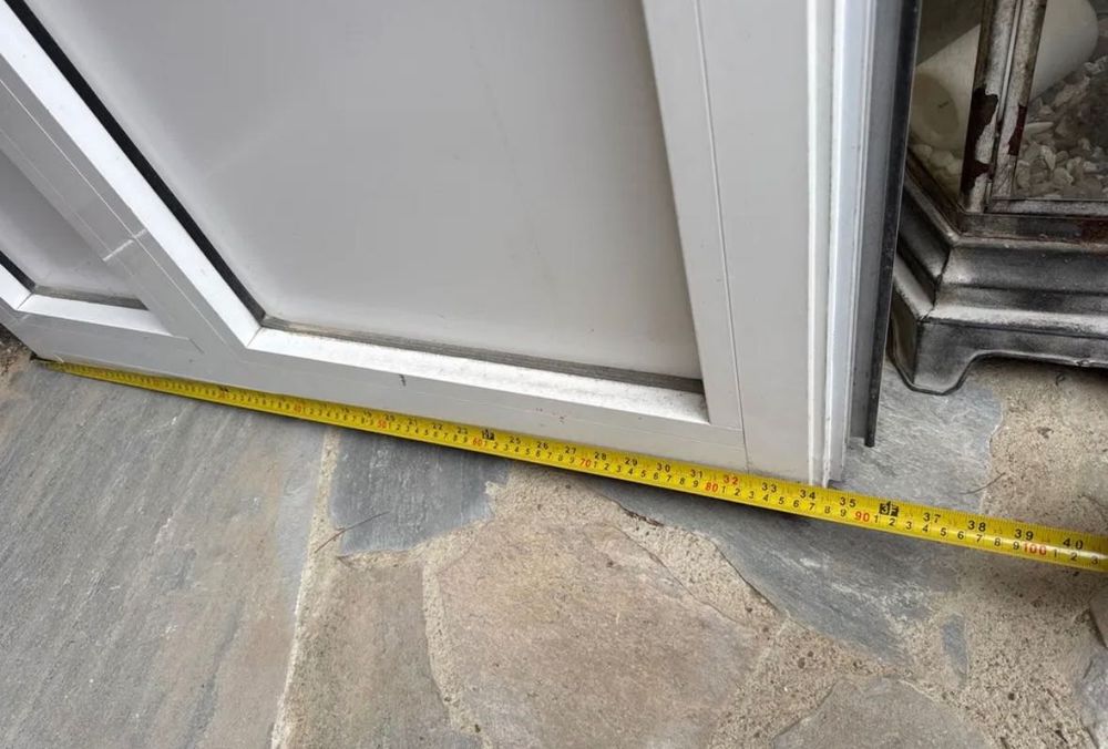 Външна входна врата  190х90 с брава и ключове