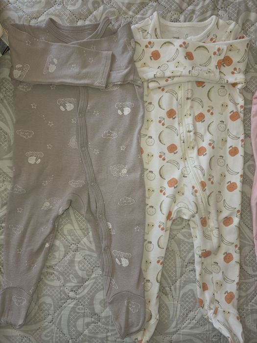 неща за момичета от 0 до 6 месеца