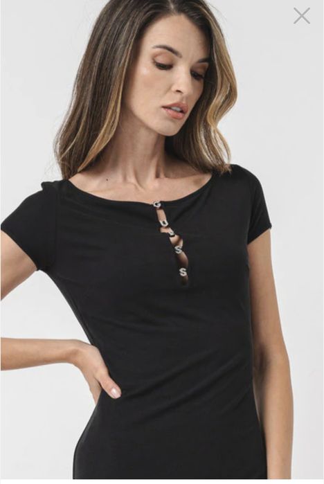 Guess елегантна  рокля по тялото