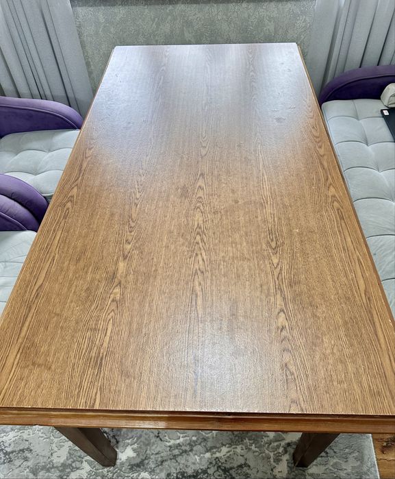 Качественный стол сотилади