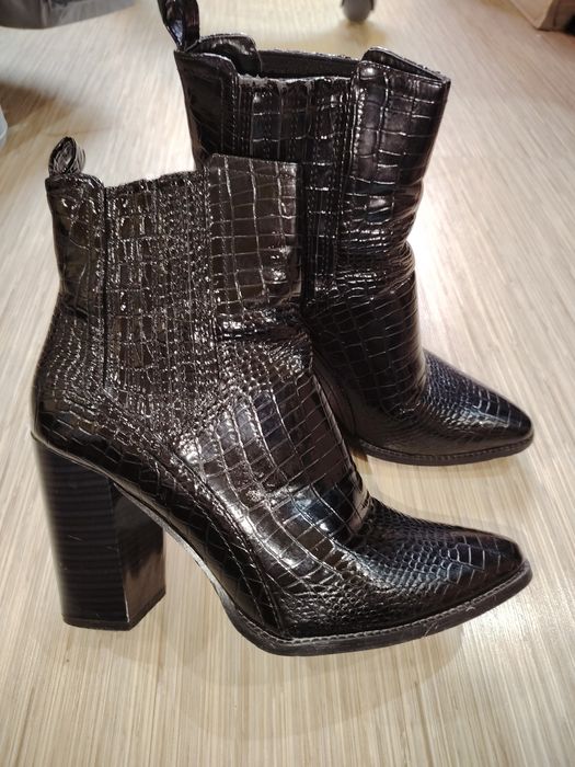 Обувки боти - 39 номер