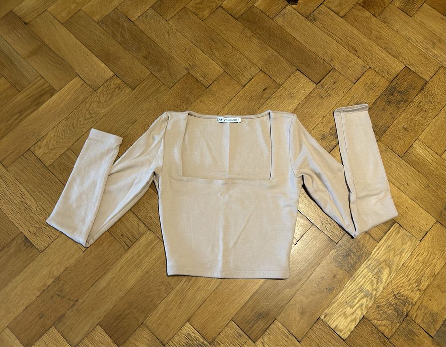 Zara къса блузка с дълъг ръкав