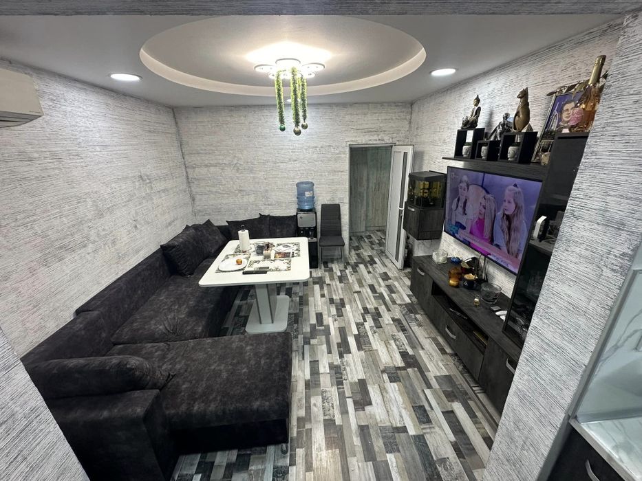 Продава се Двустаен апартамент в Силистра, Център - 58 кв.м за 1319 €/кв.м - Снимка #8