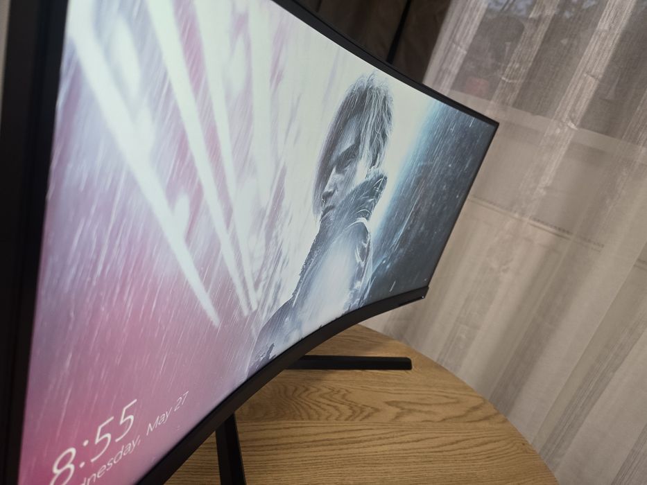 Lenovo 4k 34inch ultra wide curbat gaming 100hz
