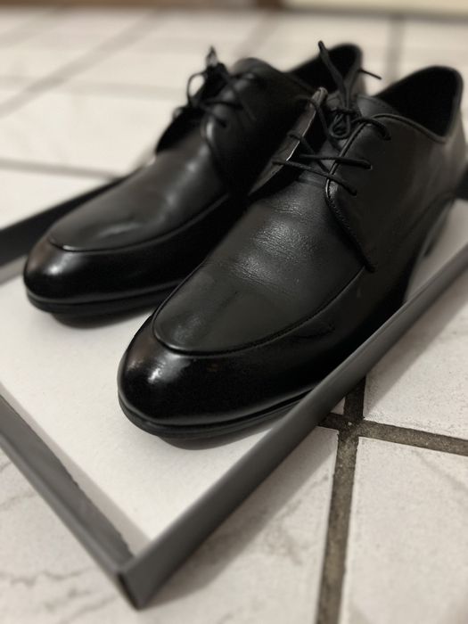 Нови черни официални обувки