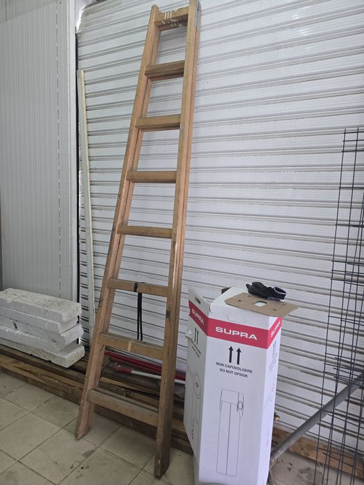 Дървена стълба с височина 3 метра