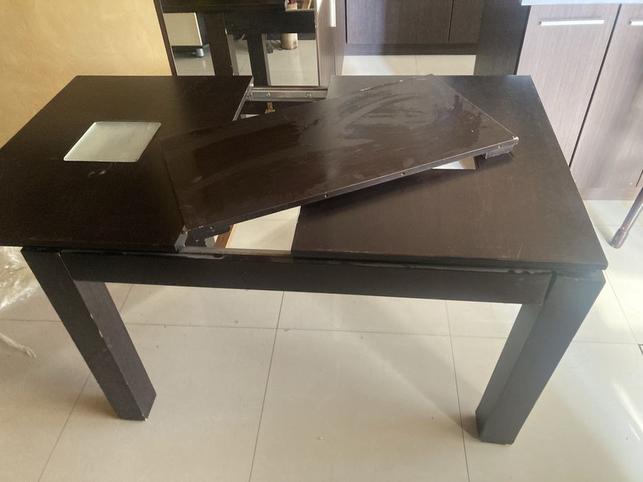 Маса разтегателна