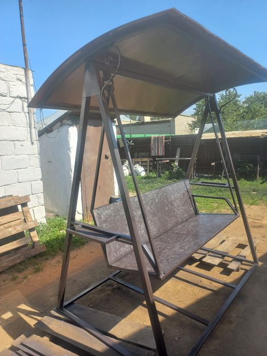 Продам Качеля садовая.