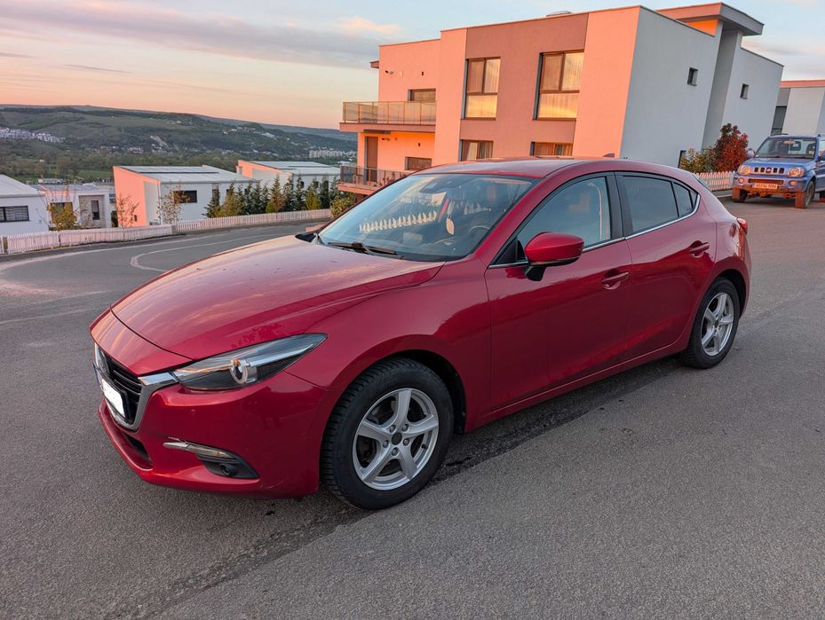 Mazda 3 2.0 Skyactiv 120CP REVOLUTION