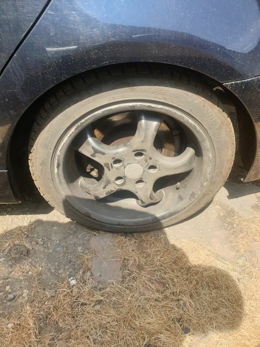 Jante bmw 17 cauciucuri iarna